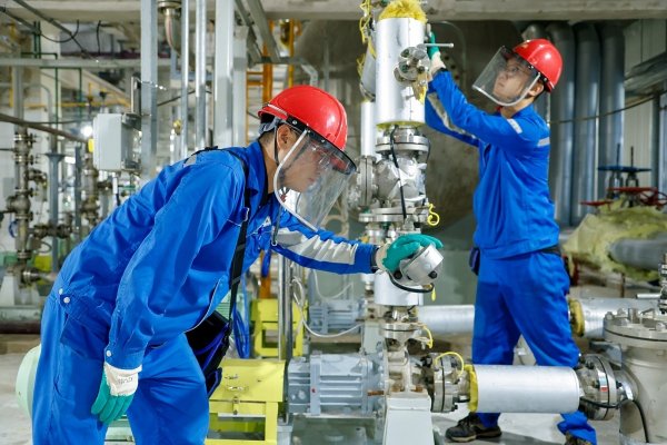 配资官方网站 吉林石化25万吨/年甲甲酯改造项目一次开车成功