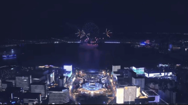 配资官方网站 足不出户赏湖景烟花！凯悦系三家酒店亮相滴水湖，临港微度假能级再提升